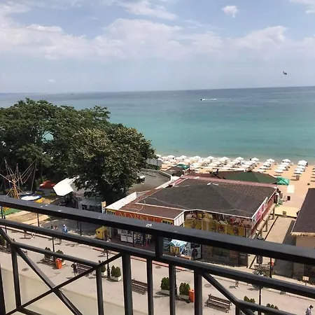 Sirena Sea View Apartman *