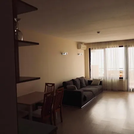 Sirena Sea View * Golden Sands